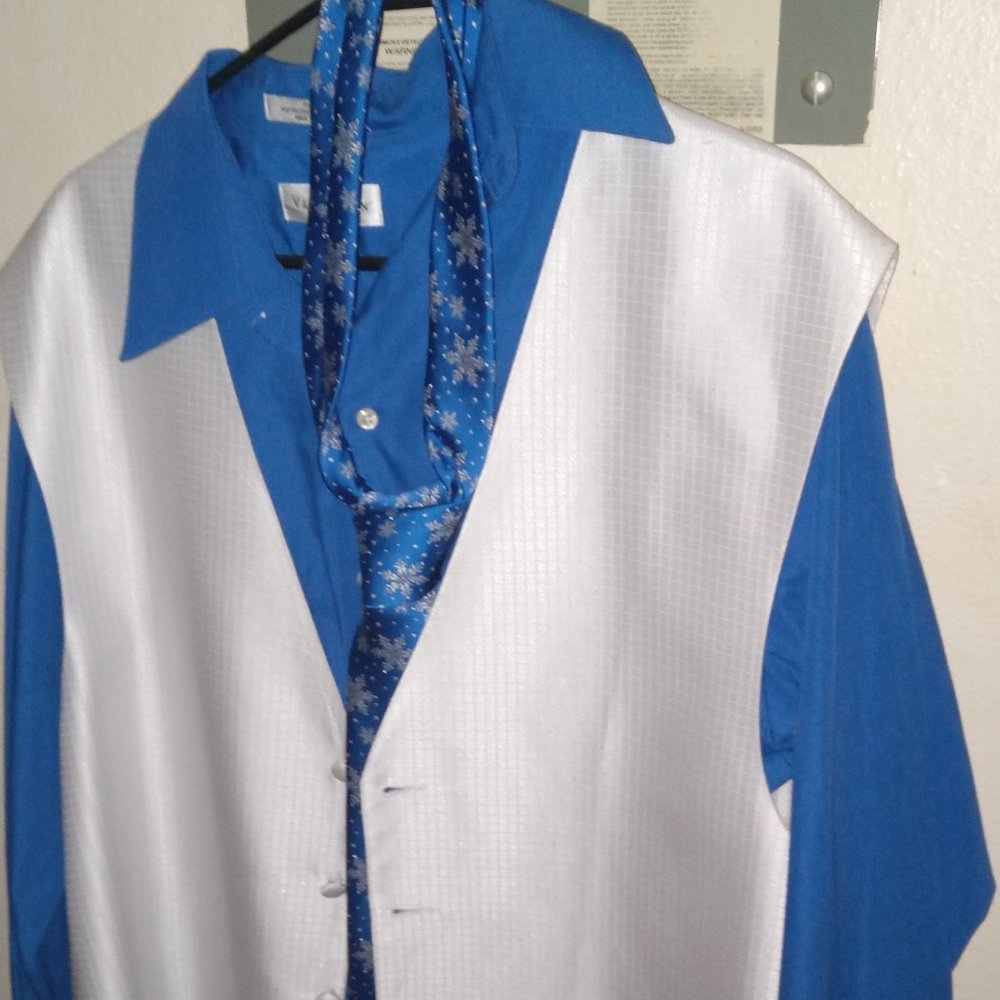 Mens holiday tie shirt and vest